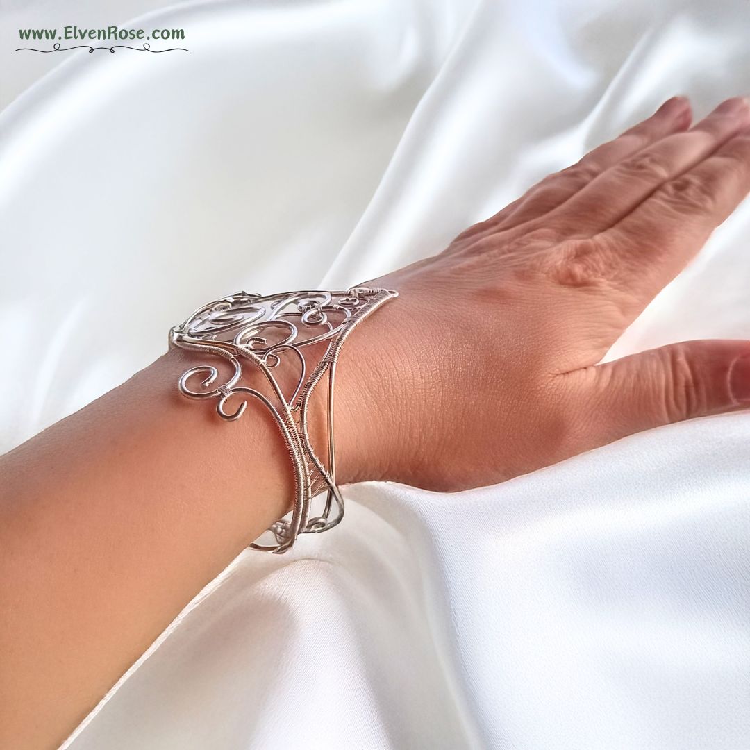 Heart of the Glade bracelet - Elven Rose