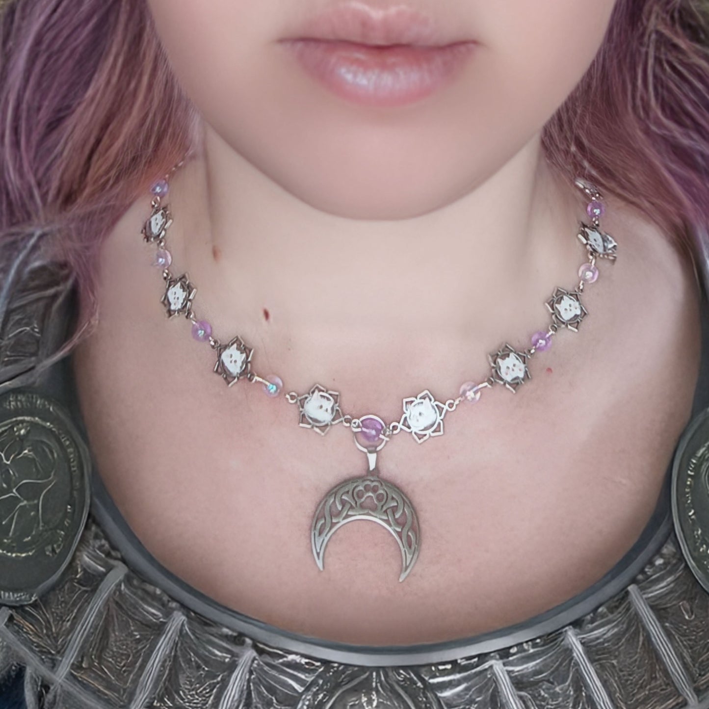 Moonlit Paw Necklace - Elven Rose