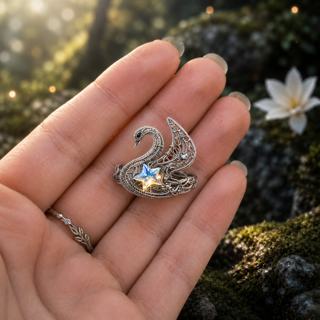 "Swan Ring" adjustable silver ring - Elven Rose